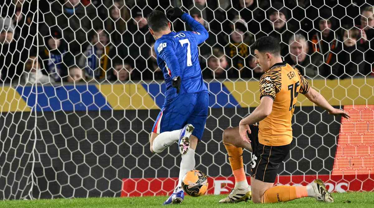 Hull City thi đấu đầy chắc chắn sẽ chạm trán Chelsea đang ghi bàn đều đặn